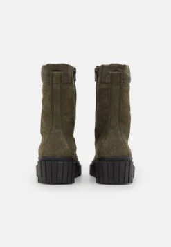 Gabor Bottines À Lacets - Bosco 9 Gabor Bottines À Lacets - Bosco -Vêtements Magasin 0046ab7a910d4ffeaf04a3987b2f4bf0