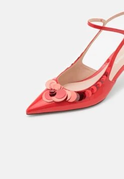 Emporio Armani Piper - Escarpins - Rosso 11 Emporio Armani Piper - Escarpins - Rosso -Vêtements Magasin 0d32b0e49f1b4be9b0a1d30268f876ae