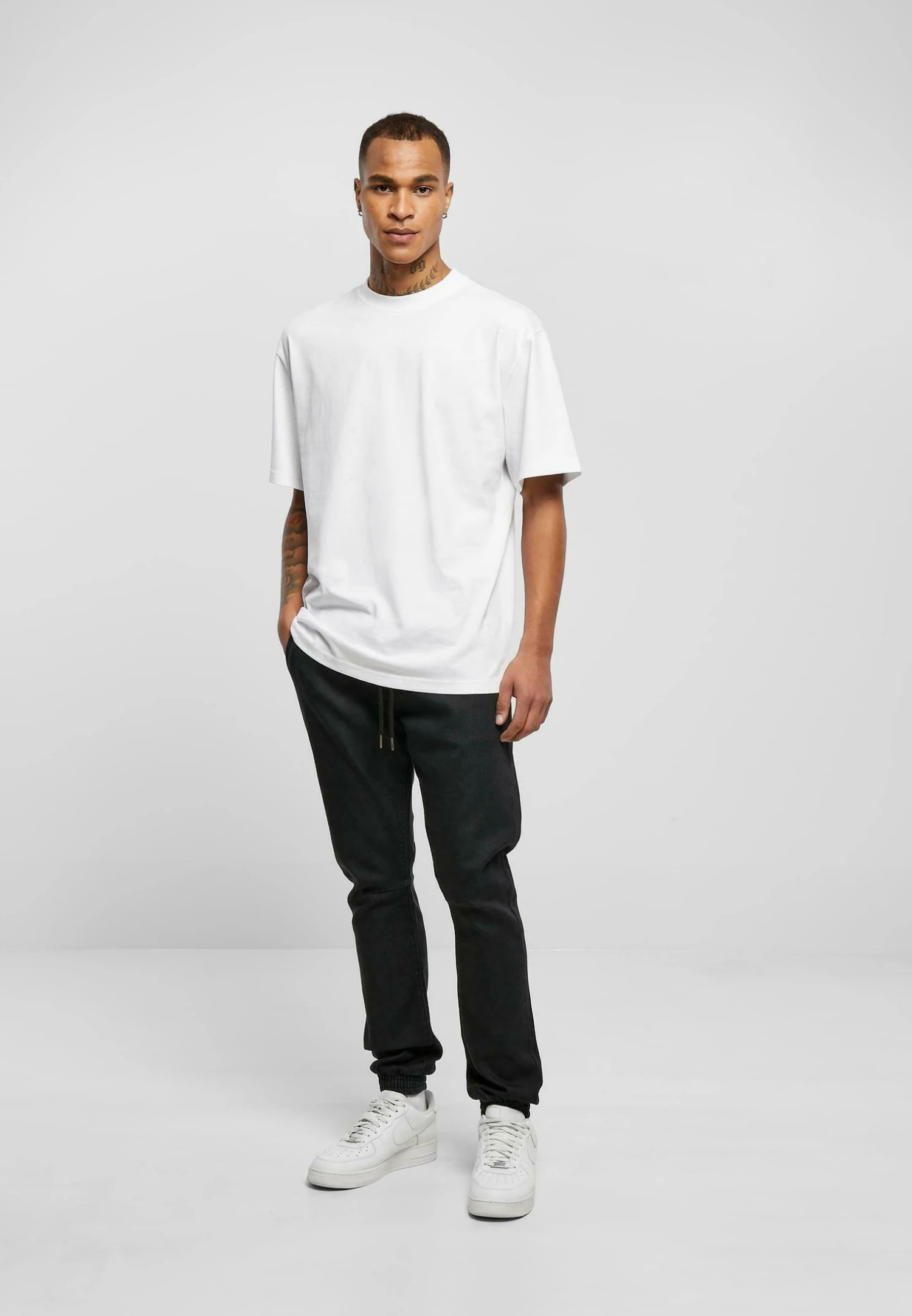 URBAN CLASSICS Jean Boyfriend - Realblack Washed 2 URBAN CLASSICS Jean Boyfriend - Realblack Washed – Image 2