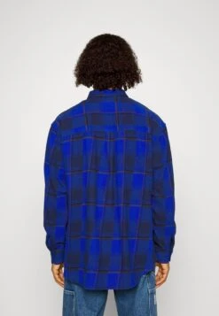 Waller 1 Pocket Shirt - Chemise - Patrick Plaid Mazarine Blue -Vêtements Magasin 204605420e9f4300979a4a4427f80146