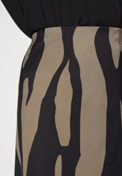 Gestuz Bothilde Skirt - Jupe Longue - Black/Walnut 13 Gestuz Bothilde Skirt - Jupe Longue - Black/Walnut -Vêtements Magasin 26dc7dd7aba1423087b6e90870d0b776