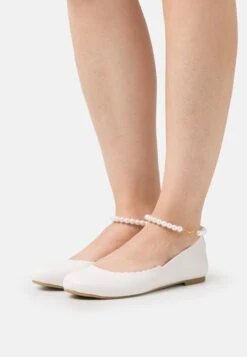 Anna Field Babies - White