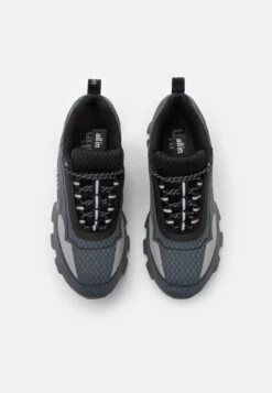 All-In Astro Unisex - Baskets Basses - Grey 9 All-In Astro Unisex - Baskets Basses - Grey -Vêtements Magasin 4bb17ee8cb3e441ba6de3a697ce3fe2d