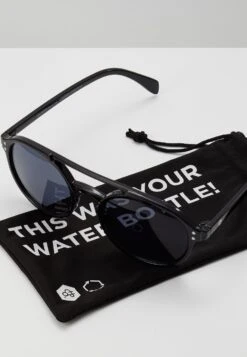 CHPO Helsinki - Lunettes De Soleil - Black 7 CHPO Helsinki - Lunettes De Soleil - Black -Vêtements Magasin 61c9ffd0381748ec86582bfd47617b39