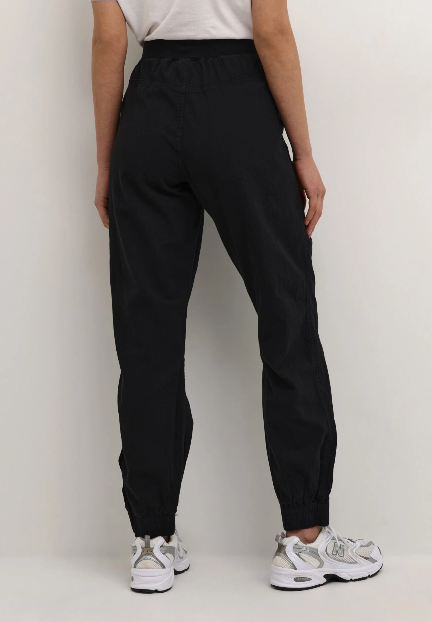 Kaffe Anaya - Pantalon Classique - Black Deep 3 Kaffe Anaya - Pantalon Classique - Black Deep – Image 3