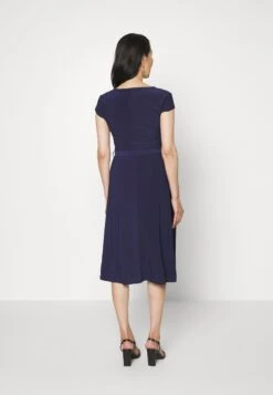 Anna Field Robe En Jersey - Dark Blue -Vêtements Magasin 6ebf188eceda4e02a96511a0760c091b