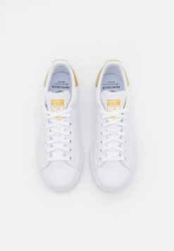 Adidas Originals Stan Smith - Baskets Basses - Footwear White/Gold Metallic 11 Adidas Originals Stan Smith - Baskets Basses - Footwear White/Gold Metallic -Vêtements Magasin 9551d05d15614f4f88fb11c9c5c8e2bc