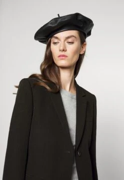 THE KOOPLES Veste Classique 2 Boutons - Blazer - Black -Vêtements Magasin ab78e97326bf4f1f88a17bd8d9c59a1f