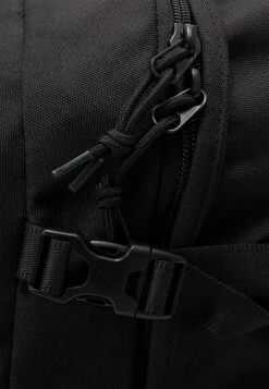 Converse Straight Edge Backpack Unisex - Sac À Dos - Black 9 Converse Straight Edge Backpack Unisex - Sac À Dos - Black -Vêtements Magasin bf45d6f48f5947d2bfbbeb8f25d27ce5