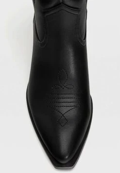 Stradivarius Santiags - Black -Vêtements Magasin c7b7afea389b43c3aebc29ce519d89cb