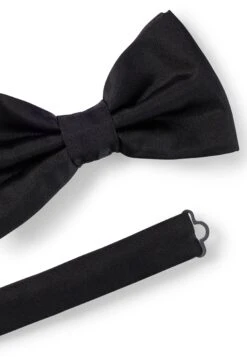 Boss Bow Tie And Cummerbund Set - Noeud Papillon - Black One 6 Boss Bow Tie And Cummerbund Set - Noeud Papillon - Black One -Vêtements Magasin c81c7bd50bc14141b09621b1fe9dd9a2