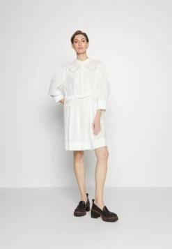 Vêtements Magasin -Vêtements Magasin d53c492a69894a4fbb2233089a701b69