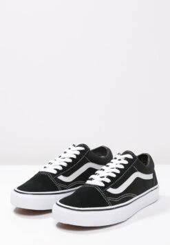 Vans Ua Old Skool Unisex - Baskets Basses - Black 14 Vans Ua Old Skool Unisex - Baskets Basses - Black -Vêtements Magasin e633503769004150a59172d0b4a62ebf