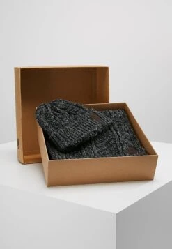 Only & Sons Onserik Box Scarf Beanie - Écharpe - Black