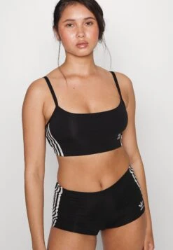 Adidas Originals Shorty - Black 9 Adidas Originals Shorty - Black -Vêtements Magasin f641c743cd1d4cc6b6d5bf974afba5b3